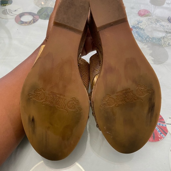Nine West Jaimy gold wedge - Picture 4 of 7